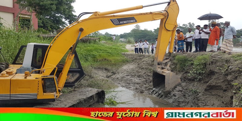লৌহজংয়ে কৃষকদের মাঝে আনন্দ উচ্ছাস লৌহজংয়ে কৃষকদের মাঝে আনন্দ উচ্ছাস
