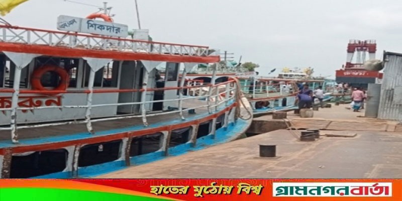 বাংলাবাজার-শিমুলিয়া নৌরুটে যাত্রী শুণ্য, বিপাকে নৌযান মালিক-শ্রমিক বাংলাবাজার-শিমুলিয়া নৌরুটে যাত্রী শুণ্য, বিপাকে নৌযান মালিক-শ্রমিক