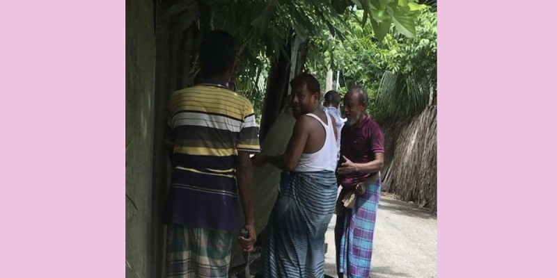 বাগেরহাটে স্কুল মাস্টারের বিরুদ্ধে প্রতিবেশির বাড়ি দখলের অভিযোগ বাগেরহাটে স্কুল মাস্টারের বিরুদ্ধে প্রতিবেশির বাড়ি দখলের অভিযোগ