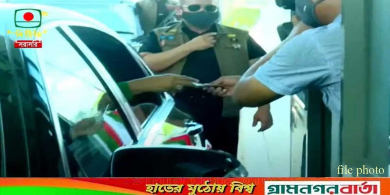 জয়-পুতুলকে নিয়ে পদ্মা সেতু হয়ে গোপালগঞ্জের পথে প্রধানমন্ত্রী জয়-পুতুলকে নিয়ে পদ্মা সেতু হয়ে গোপালগঞ্জের পথে প্রধানমন্ত্রী