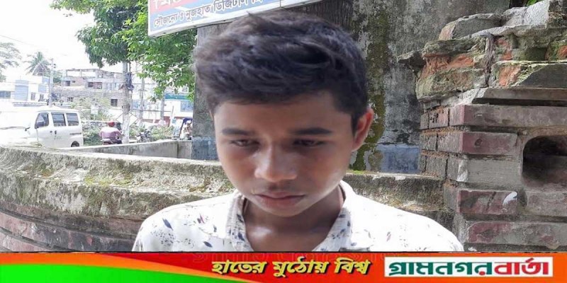ভ্যান হারিয়ে কান্না থামছে না কিশোর দিপ্ত‘র ভ্যান হারিয়ে কান্না থামছে না কিশোর দিপ্ত‘র