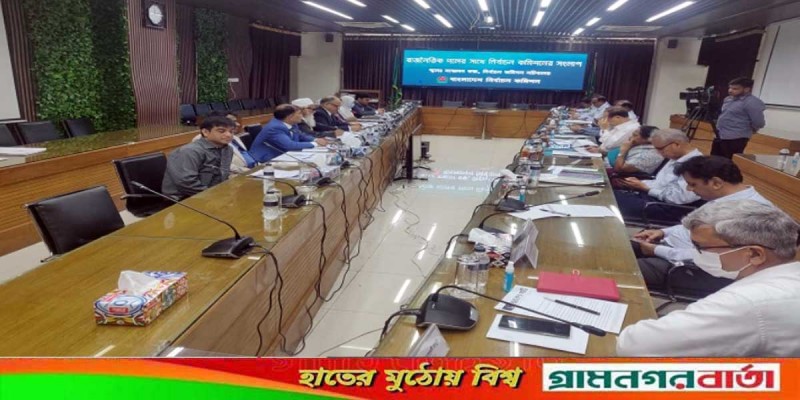 ইভিএম কোনভাবেই হ্যাক করা সম্ভব নয়: সিইসি ইভিএম কোনভাবেই হ্যাক করা সম্ভব নয়: সিইসি