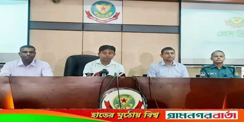 ডলার মজুত করলেই ব্যবস্থা : ডিবি ডলার মজুত করলেই ব্যবস্থা : ডিবি