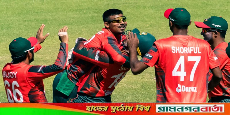 জিম্বাবুয়েকে হারিয়ে সিরিজে সমতা ফেরাল বাংলাদেশ জিম্বাবুয়েকে হারিয়ে সিরিজে সমতা ফেরাল বাংলাদেশ