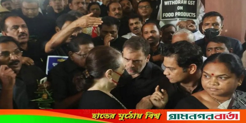 কংগ্রেস নেতা রাহুল ও প্রিয়াঙ্কা গান্ধী আটক কংগ্রেস নেতা রাহুল ও প্রিয়াঙ্কা গান্ধী আটক