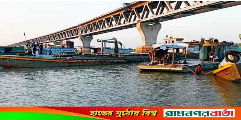 পদ্মা সেতুর পাশ থেকে অবৈধভাবে বালু উত্তোলন, ১৫ জনের কারাদণ্ড পদ্মা সেতুর পাশ থেকে অবৈধভাবে বালু উত্তোলন, ১৫ জনের কারাদণ্ড