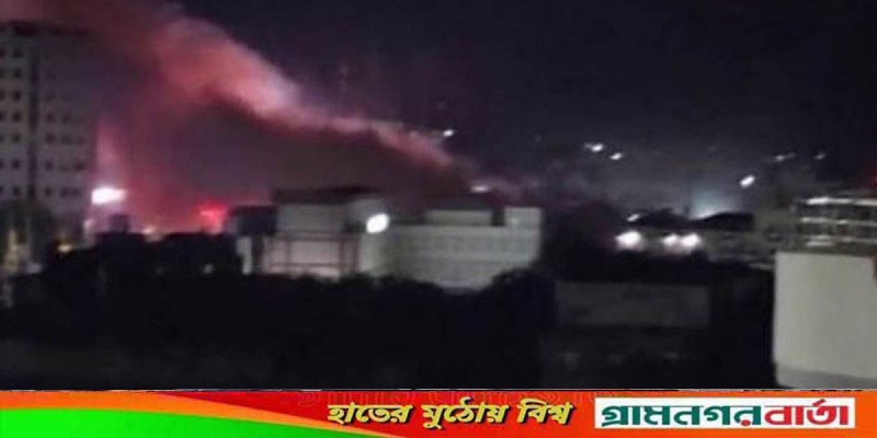 সোমালির হোটেলে জঙ্গি হামলা, বহু হতাহতের শঙ্কা সোমালির হোটেলে জঙ্গি হামলা, বহু হতাহতের শঙ্কা