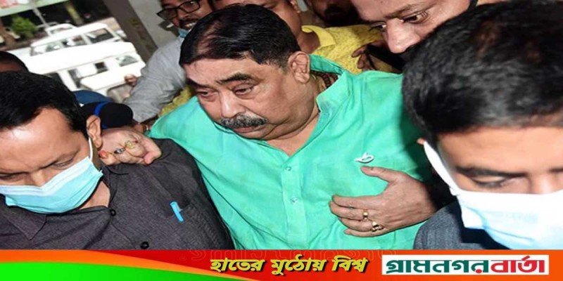 গরু পাচার মামলায় তৃণমূল নেতা কেষ্ট ঘনিষ্ঠ লতিফ কী বাংলাদেশে? গরু পাচার মামলায় তৃণমূল নেতা কেষ্ট ঘনিষ্ঠ লতিফ কী বাংলাদেশে?