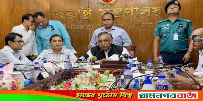 প্রয়োজনে রোহিঙ্গা ক্যাম্পে সেনাবাহিনী কাজ করবে: স্বরাষ্ট্রমন্ত্রী প্রয়োজনে রোহিঙ্গা ক্যাম্পে সেনাবাহিনী কাজ করবে: স্বরাষ্ট্রমন্ত্রী
