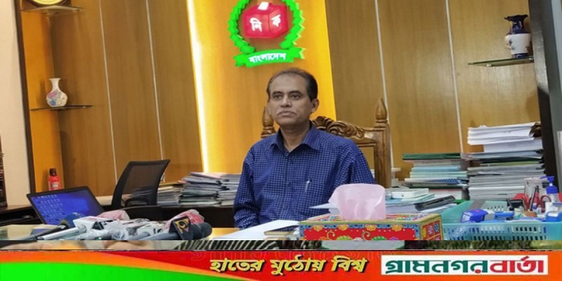 ‘ইভিএমে কারচুপি’, যিনি বলছেন তাকে প্রমাণ দিতে হবে: ইসি আলমগীর ‘ইভিএমে কারচুপি’, যিনি বলছেন তাকে প্রমাণ দিতে হবে: ইসি আলমগীর