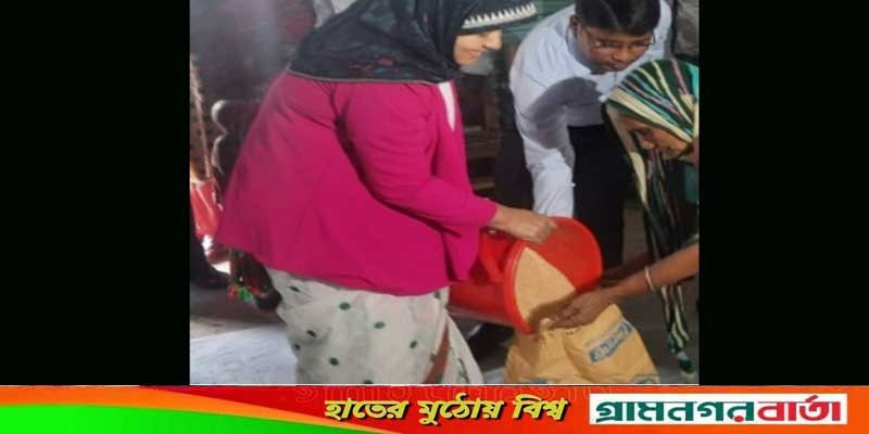 মাদারীপুরে ওএমএস এর চাল বিক্রয় কার্যক্রম শুরু মাদারীপুরে ওএমএস এর চাল বিক্রয় কার্যক্রম শুরু