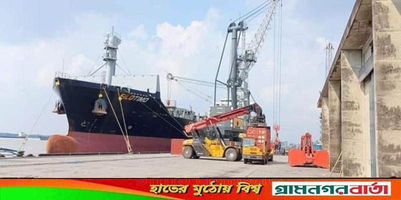 মোংলা বন্দরের সক্ষমতা বাড়াতে চলছে আপগ্রেডেশনের কাজ মোংলা বন্দরের সক্ষমতা বাড়াতে চলছে আপগ্রেডেশনের কাজ