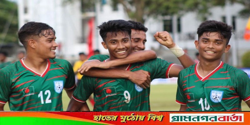 মালদ্বীপের জালে ৫ গোল দিয়ে সবার আগে সেমিফাইনালে বাংলাদেশ মালদ্বীপের জালে ৫ গোল দিয়ে সবার আগে সেমিফাইনালে বাংলাদেশ