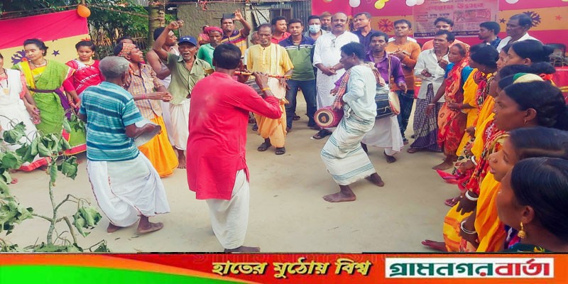 নন্দীগ্রামে কারাম উৎসব উদযাপিত নন্দীগ্রামে কারাম উৎসব উদযাপিত