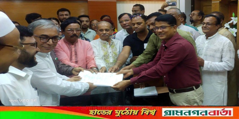 বাগেরহাটে জেলা পরিষদ নির্বাচনে চেয়ারম্যান পদে মনোনয়নপত্র জমা দিলেন টুকু বাগেরহাটে জেলা পরিষদ নির্বাচনে চেয়ারম্যান পদে মনোনয়নপত্র জমা দিলেন টুকু