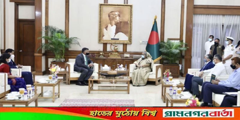 প্রধানমন্ত্রীর সঙ্গে ভারতীয় হাইকমিশনার দোরাইস্বামীর বিদায়ী সাক্ষাৎ প্রধানমন্ত্রীর সঙ্গে ভারতীয় হাইকমিশনার দোরাইস্বামীর বিদায়ী সাক্ষাৎ