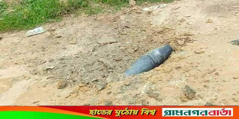 গুলির শব্দে আজও কেঁপেছে নাইক্ষ্যংছড়ি সীমান্ত, কমছে না আতঙ্ক গুলির শব্দে আজও কেঁপেছে নাইক্ষ্যংছড়ি সীমান্ত, কমছে না আতঙ্ক