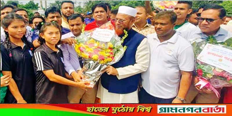 সাফজয়ী আট ফুটবলারকে সংবর্ধনা দিল ভালুকা উপজেলা ক্রীড়া সংস্থা সাফজয়ী আট ফুটবলারকে সংবর্ধনা দিল ভালুকা উপজেলা ক্রীড়া সংস্থা