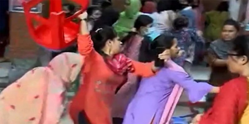 ইডেনে ছাত্রলীগের দুই পক্ষের সংঘর্ষের ঘটনায় এবার পাল্টা মামলা ইডেনে ছাত্রলীগের দুই পক্ষের সংঘর্ষের ঘটনায় এবার পাল্টা মামলা