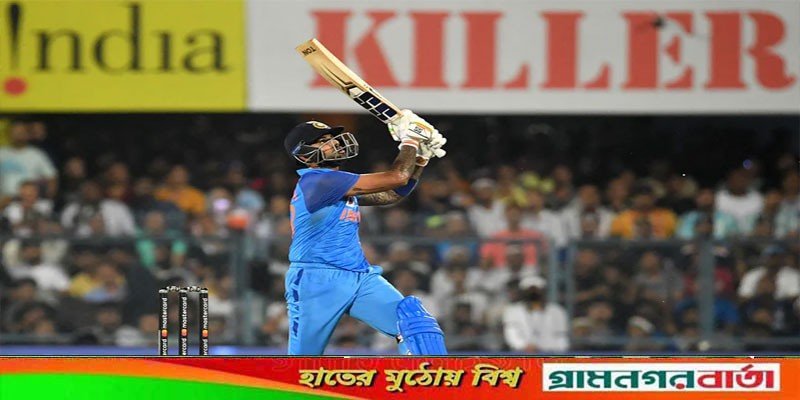 হঠাৎ মাঠে সাপ, বন্ধ ফ্লাডলাইট, তারপরেও ভারতের জয় হঠাৎ মাঠে সাপ, বন্ধ ফ্লাডলাইট, তারপরেও ভারতের জয়