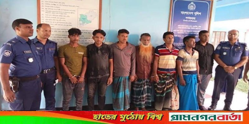 গাংনীতে সড়কে গাছ ফেলে ডাকাতির ঘটনার ছয় ডাকাত গ্রেপ্তার গাংনীতে সড়কে গাছ ফেলে ডাকাতির ঘটনার ছয় ডাকাত গ্রেপ্তার