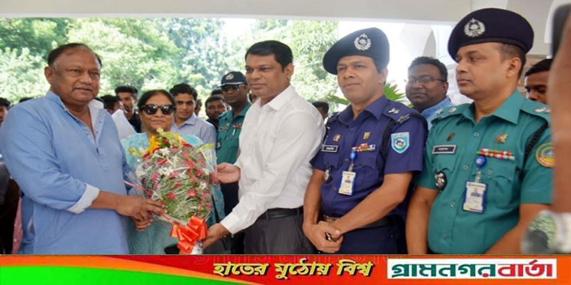 দ্রব্যমূল্যের ঊর্ধ্বগতিতে মানুষের কষ্ট হচ্ছে, সহ্য করতে হবে: বাণিজ্যমন্ত্রী দ্রব্যমূল্যের ঊর্ধ্বগতিতে মানুষের কষ্ট হচ্ছে, সহ্য করতে হবে: বাণিজ্যমন্ত্রী