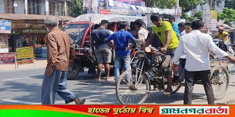 গণপরিবহন বন্ধ, কৌশলে খুলনার পথে বিএনপির নেতা-কর্মীরা গণপরিবহন বন্ধ, কৌশলে খুলনার পথে বিএনপির নেতা-কর্মীরা