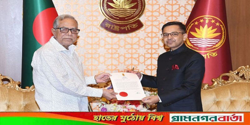 রাষ্ট্রপতির কাছে নবনিযুক্ত ভারতের হাইকমিশনারের পরিচয়পত্র পেশ রাষ্ট্রপতির কাছে নবনিযুক্ত ভারতের হাইকমিশনারের পরিচয়পত্র পেশ