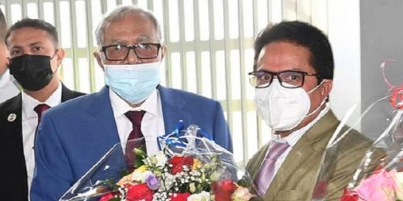 জার্মানি পৌঁছেছেন রাষ্ট্রপতি আবদুল হামিদ জার্মানি পৌঁছেছেন রাষ্ট্রপতি আবদুল হামিদ