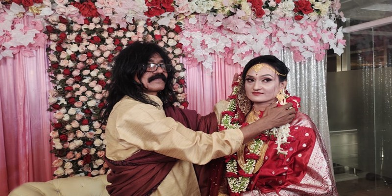 অবশেষে বিয়ের পিঁড়িতে বসলেন সাবেক এমপি মাসুদ অরুন অবশেষে বিয়ের পিঁড়িতে বসলেন সাবেক এমপি মাসুদ অরুন
