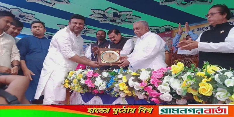 জনগণের একই কথা শেখ হাসিনার কোন বিকল্প নেই-মাদারীপুরে স্বরাষ্ট্রমন্ত্রী জনগণের একই কথা শেখ হাসিনার কোন বিকল্প নেই-মাদারীপুরে স্বরাষ্ট্রমন্ত্রী
