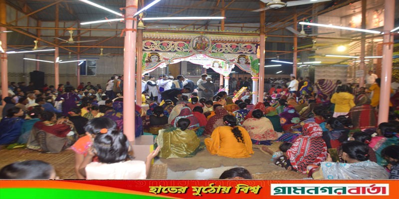 সিরাজদিখান ফুরশাইলে ২৪ প্রহর ব্যাপী যজ্ঞানুষ্ঠান ও লীলা কীর্তন সিরাজদিখান ফুরশাইলে ২৪ প্রহর ব্যাপী যজ্ঞানুষ্ঠান ও লীলা কীর্তন