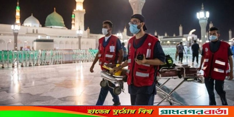 মসজিদে নববীর আঙ্গিনায় সন্তান প্রসব মসজিদে নববীর আঙ্গিনায় সন্তান প্রসব