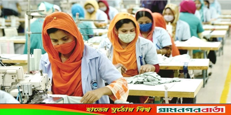 বৈশ্বিক পোশাক রপ্তানিতে হারানো মুকুট আবার ফিরে পেল বাংলাদেশ বৈশ্বিক পোশাক রপ্তানিতে হারানো মুকুট আবার ফিরে পেল বাংলাদেশ