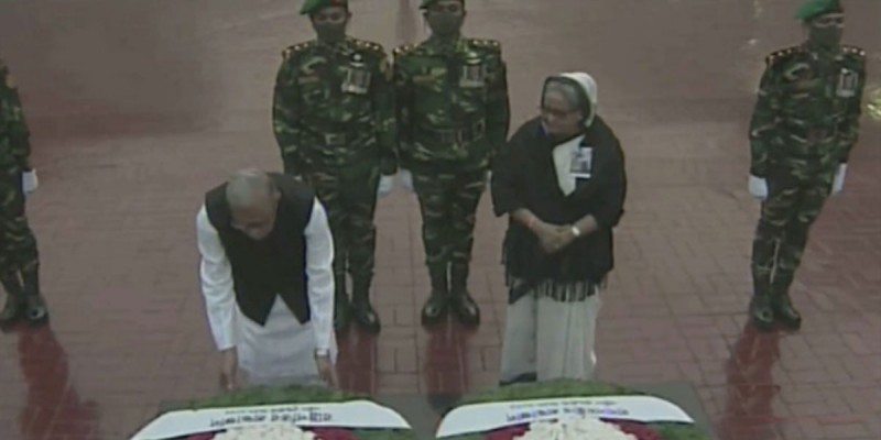 মিরপুর বুদ্ধিজীবী স্মৃতিসৌধে রাষ্ট্রপতি ও প্রধানমন্ত্রীর শ্রদ্ধা নিবেদন মিরপুর বুদ্ধিজীবী স্মৃতিসৌধে রাষ্ট্রপতি ও প্রধানমন্ত্রীর শ্রদ্ধা নিবেদন