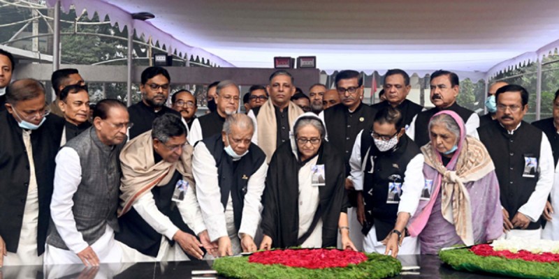 শহীদ বুদ্ধিজীবী দিবসে বঙ্গবন্ধুর প্রতিকৃতিতে প্রধানমন্ত্রীর শ্রদ্ধা শহীদ বুদ্ধিজীবী দিবসে বঙ্গবন্ধুর প্রতিকৃতিতে প্রধানমন্ত্রীর শ্রদ্ধা
