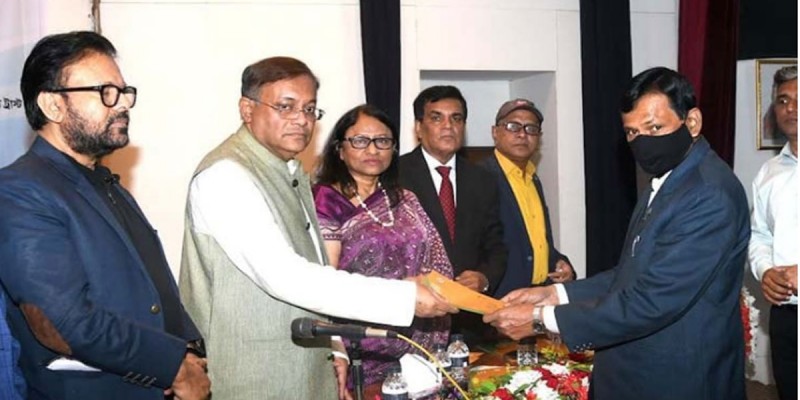 মেট্রোরেল চালুতে সারাদেশ খুশি হলেও বিএনপি খুশি হতে পারেনি: তথ্যমন্ত্রী মেট্রোরেল চালুতে সারাদেশ খুশি হলেও বিএনপি খুশি হতে পারেনি: তথ্যমন্ত্রী