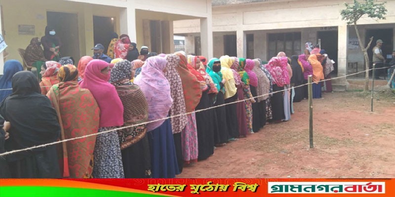 পাঁচ পৌরসভা ও ৬৬ ইউনিয়ন পরিষদে চলছে ভোটগ্রহণ পাঁচ পৌরসভা ও ৬৬ ইউনিয়ন পরিষদে চলছে ভোটগ্রহণ
