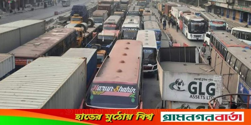উত্তরা-টঙ্গী সড়কে তীব্র যানজট উত্তরা-টঙ্গী সড়কে তীব্র যানজট