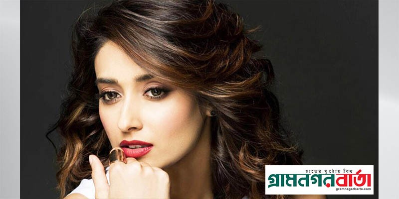 অসুস্থ হয়ে হাসপাতালে ভর্তি হয়েছেন ভারতীয় অভিনেত্রী ইলিয়ানা ডি’ক্রুজ অসুস্থ হয়ে হাসপাতালে ভর্তি হয়েছেন ভারতীয় অভিনেত্রী ইলিয়ানা ডি’ক্রুজ