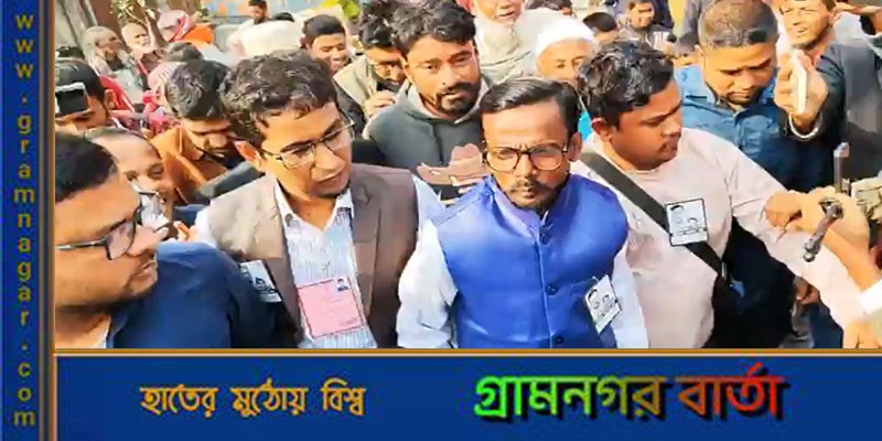 দুটি আসনেই বিপুল ভোটে পাস করবো: হিরো আলম দুটি আসনেই বিপুল ভোটে পাস করবো: হিরো আলম