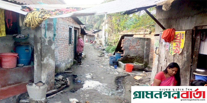 ভবিষ্যৎ নিয়ে শঙ্কায় বাগেরহাটের যৌনপল্লির নারীরা ভবিষ্যৎ নিয়ে শঙ্কায় বাগেরহাটের যৌনপল্লির নারীরা