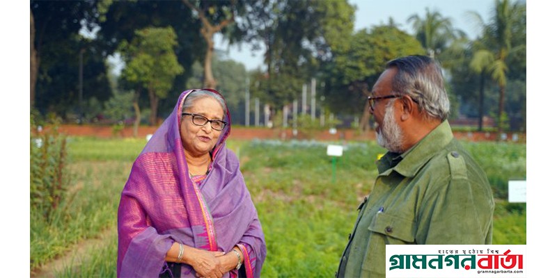 কৃষকের ভূমিকায় প্রধানমন্ত্রী কৃষকের ভূমিকায় প্রধানমন্ত্রী