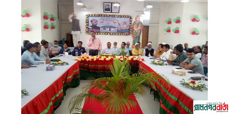 শ্রীনগরে ৩৭টি ভূমিহীন পরিবার পেল জমিসহ ঘর শ্রীনগরে ৩৭টি ভূমিহীন পরিবার পেল জমিসহ ঘর