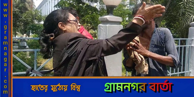 রিকশাচালককে মারধর করা সেই আইনজীবীকে কারণ দর্শানোর নোটিশ রিকশাচালককে মারধর করা সেই আইনজীবীকে কারণ দর্শানোর নোটিশ