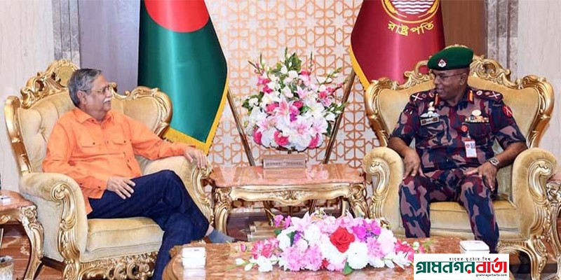 বিজিবিকে আরো তৎপর হওয়ার আহ্বান জানিয়েছেন রাষ্ট্রপতি বিজিবিকে আরো তৎপর হওয়ার আহ্বান জানিয়েছেন রাষ্ট্রপতি