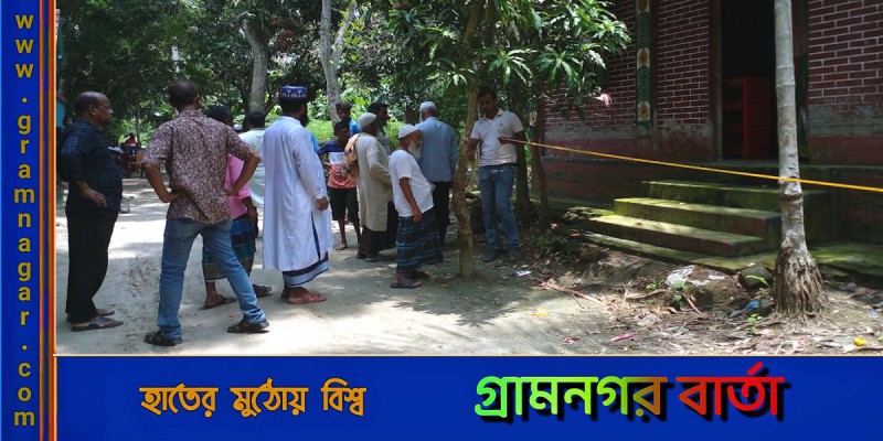 শ্রীনগরে আদালতের আদেশে জমি উদ্ধার শ্রীনগরে আদালতের আদেশে জমি উদ্ধার