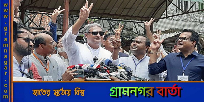 ‘নৌকার বিজয় সুনিশ্চিত’, ভোট দিয়ে বললেন আরাফাত ‘নৌকার বিজয় সুনিশ্চিত’, ভোট দিয়ে বললেন আরাফাত