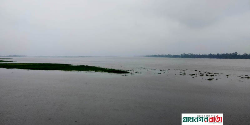 রংপুরের কাউনিয়ায় তিস্তায় পানি বৃদ্ধি ভাঙ্গন আতংকে নদী পারের মানুষ রংপুরের কাউনিয়ায় তিস্তায় পানি বৃদ্ধি ভাঙ্গন আতংকে নদী পারের মানুষ