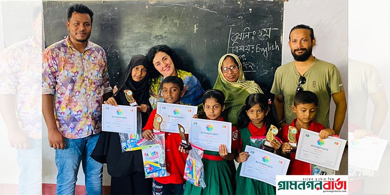 মুন্সিগঞ্জে দুই চিত্রশিল্পীর শিক্ষার্থীদের আর্ট প্রশিক্ষণ মুন্সিগঞ্জে দুই চিত্রশিল্পীর শিক্ষার্থীদের আর্ট প্রশিক্ষণ